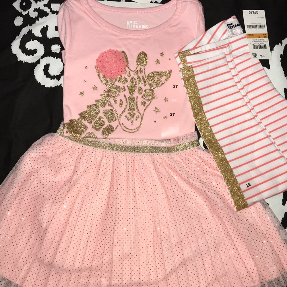 Three piece pink and gold giraffe set.